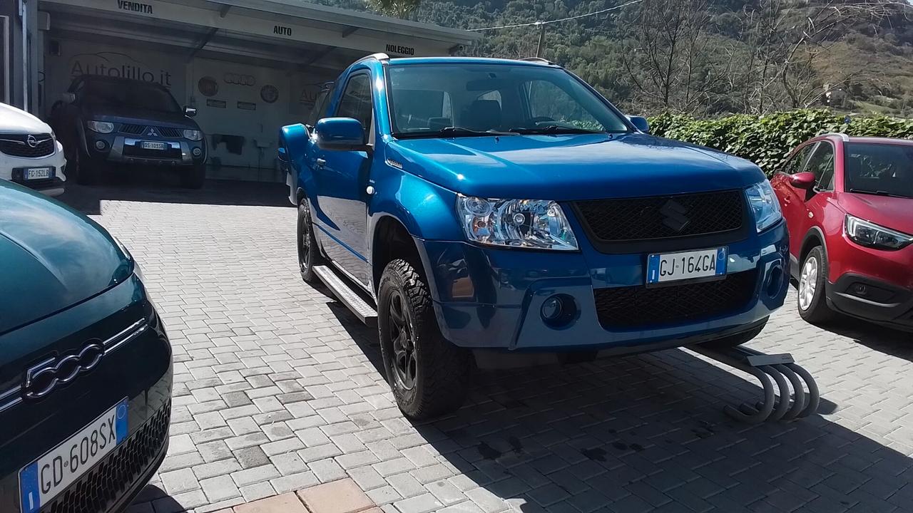 Suzuki Grand Vitara 1.9 Special edition