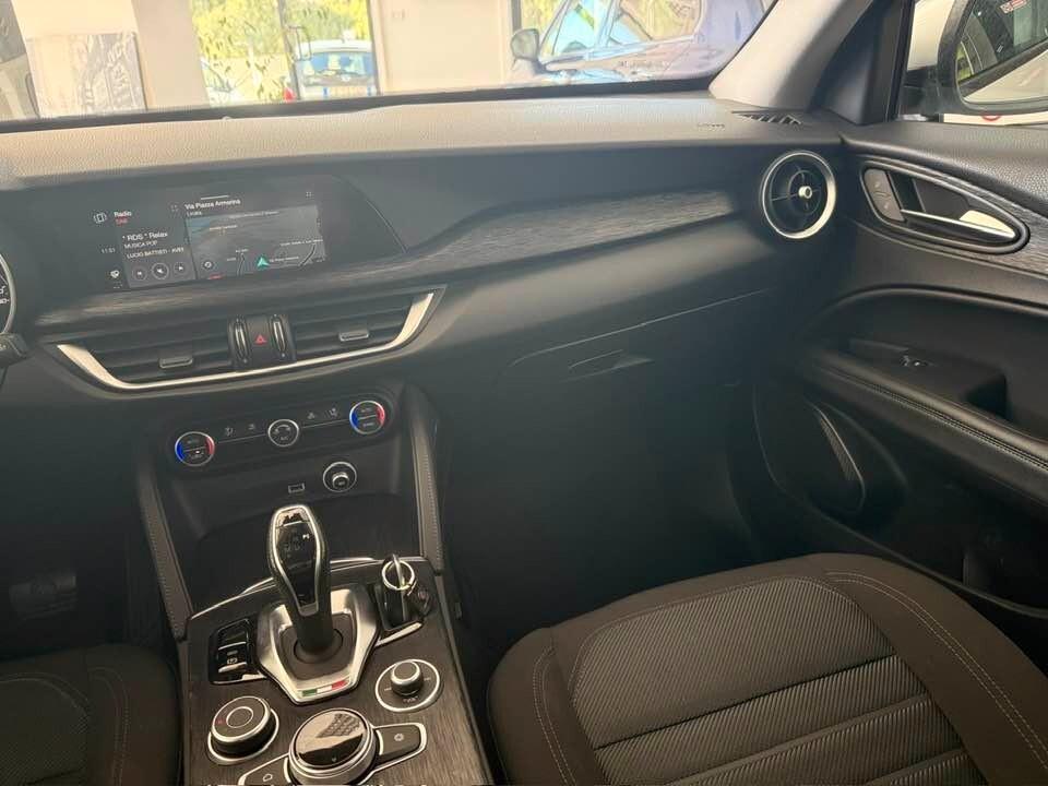 Alfa Romeo Stelvio 2.2 Turbodiesel 190 CV AT8 Q4 Business