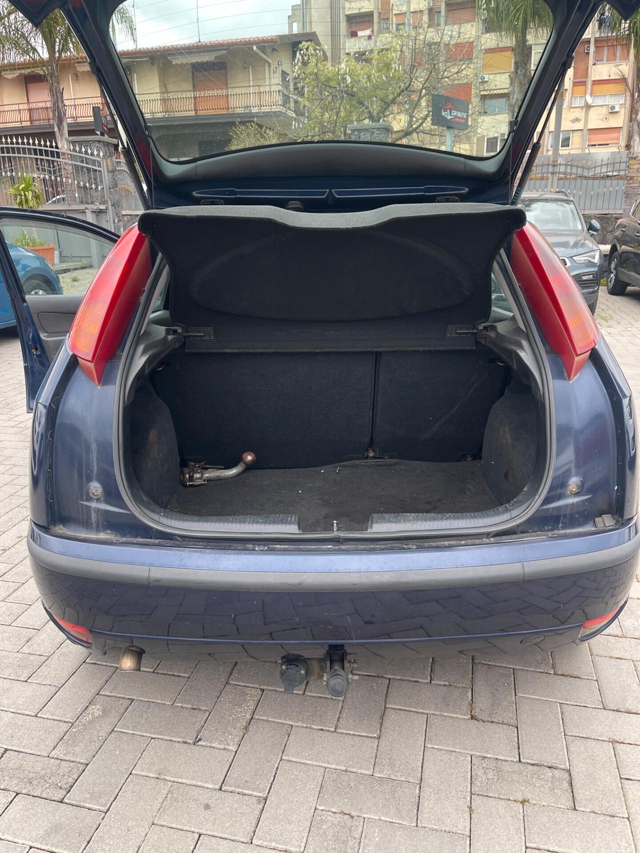 Ford Focus 1.8 TDDi 5p.