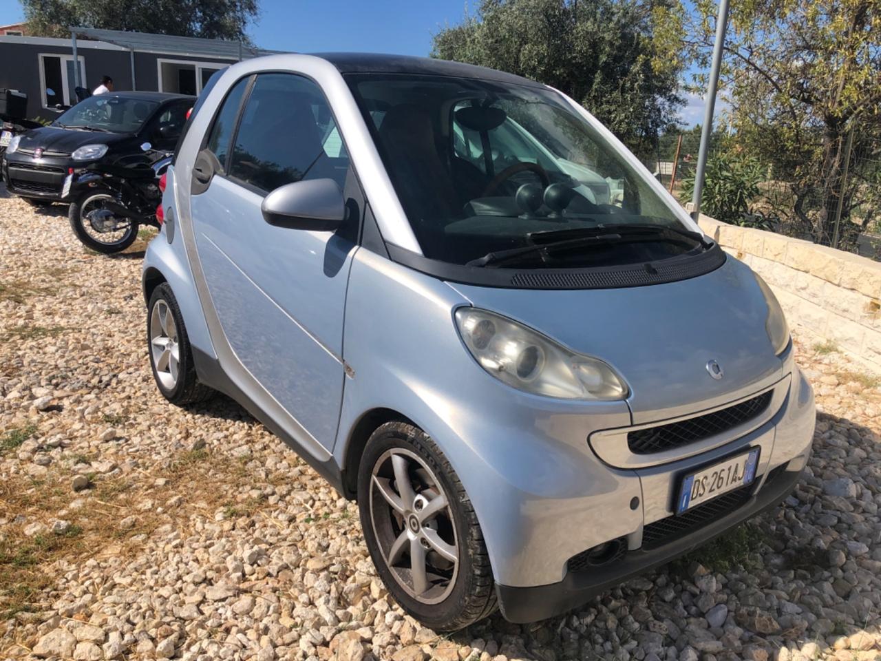 Smart ForTwo 1000 52 kW coupé limited two