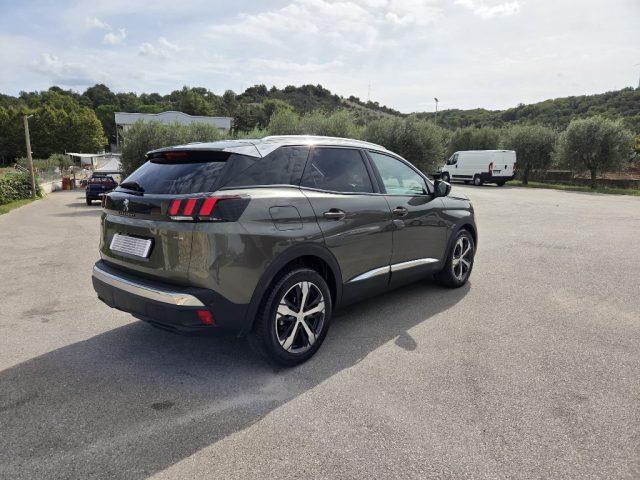 PEUGEOT 3008 BlueHDi 120 S&S Allure
