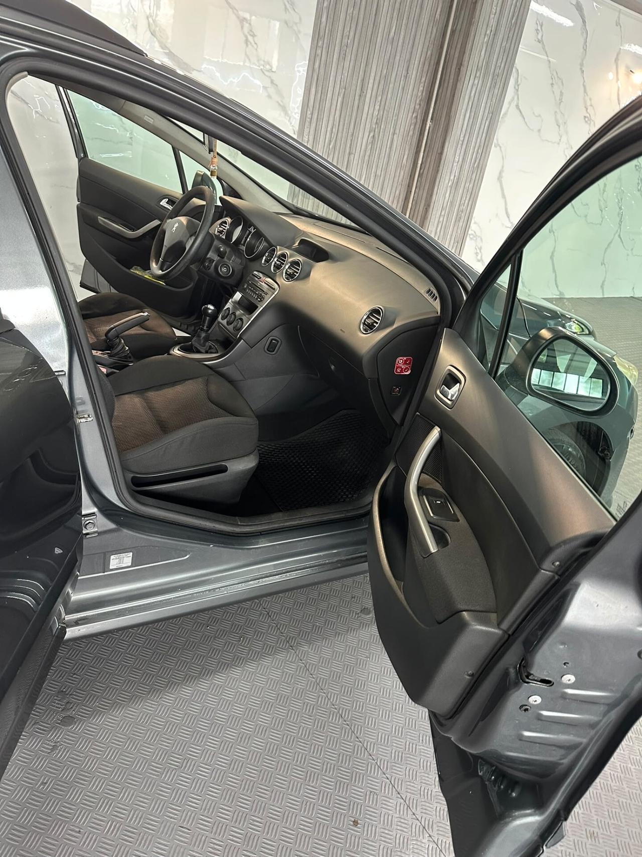 Peugeot 308 1.6 HDi 110CV SW Ciel Premium