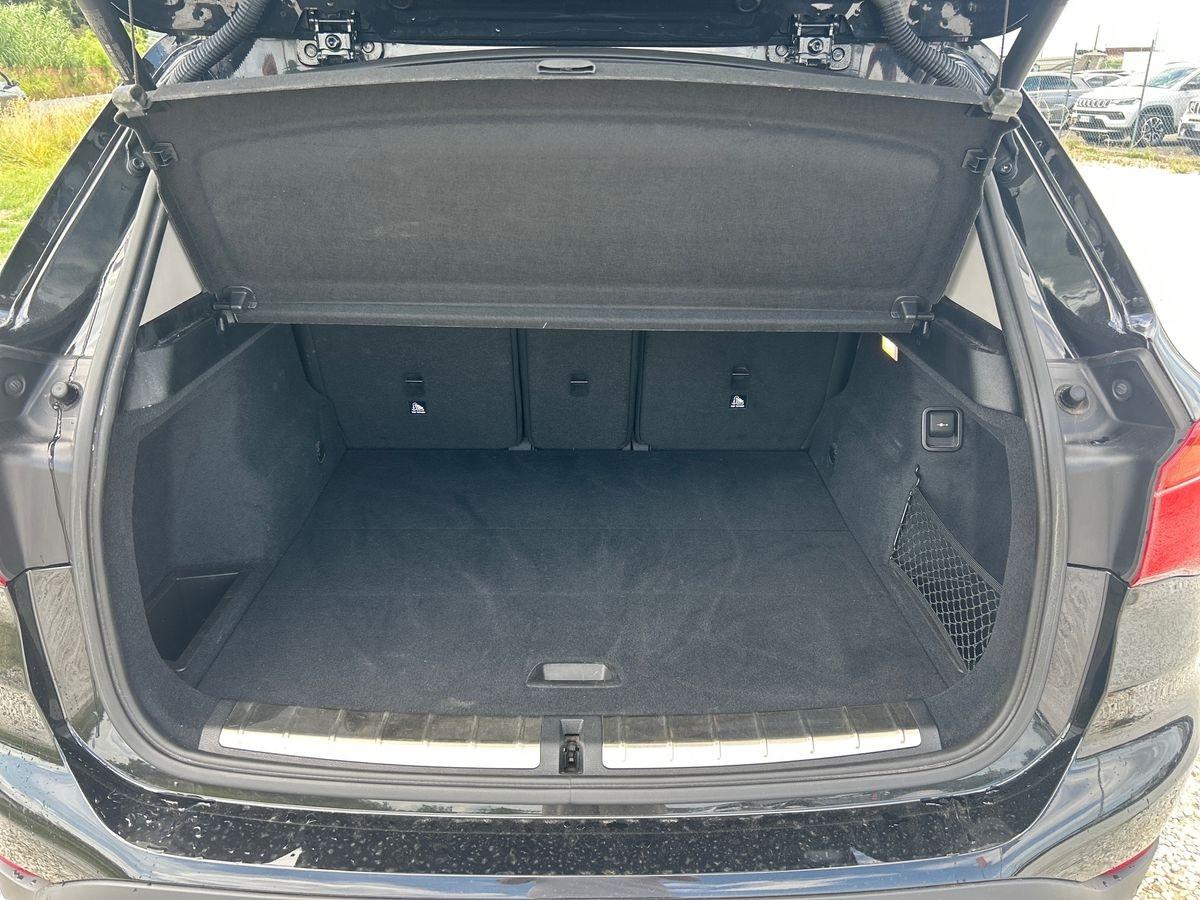BMW X1 F48 - X1 sdrive18d auto my18