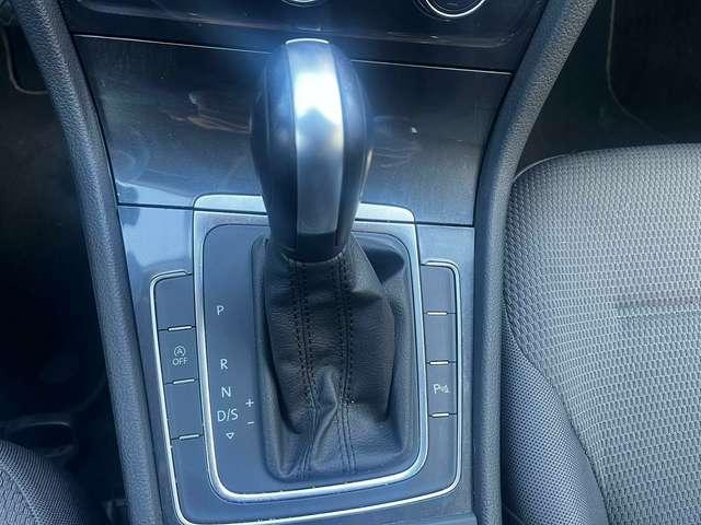 Volkswagen Golf Golf VII 5p 1.5 tgi Highline 130cv dsg