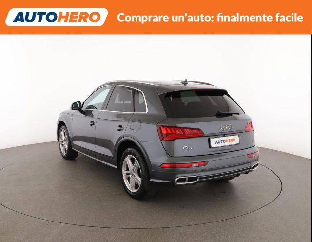 AUDI Q5 2.0 TFSI quattro S tronic Business