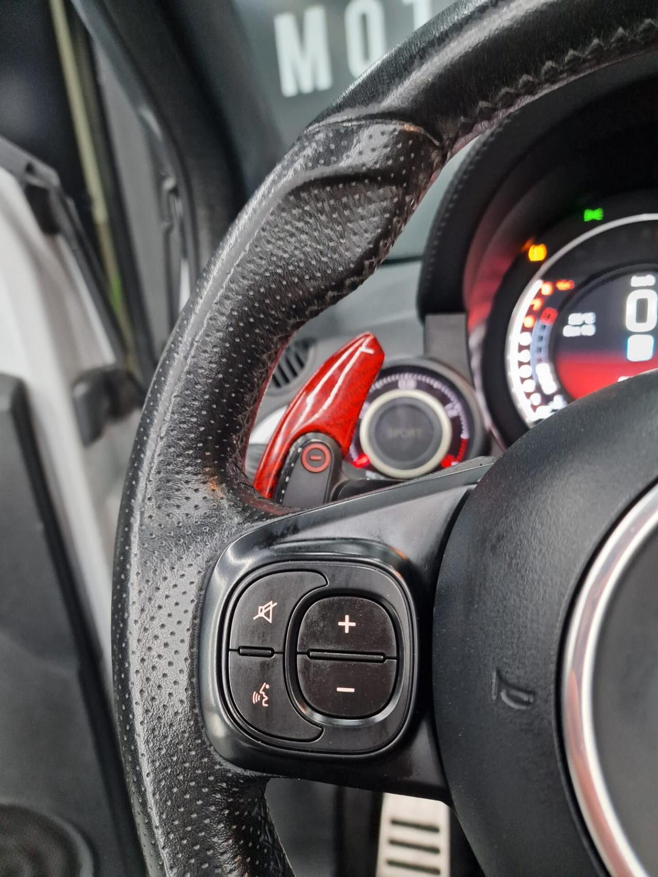 Abarth 595 C 1.4 Turbo T-Jet 145 CV Competizione Automatica