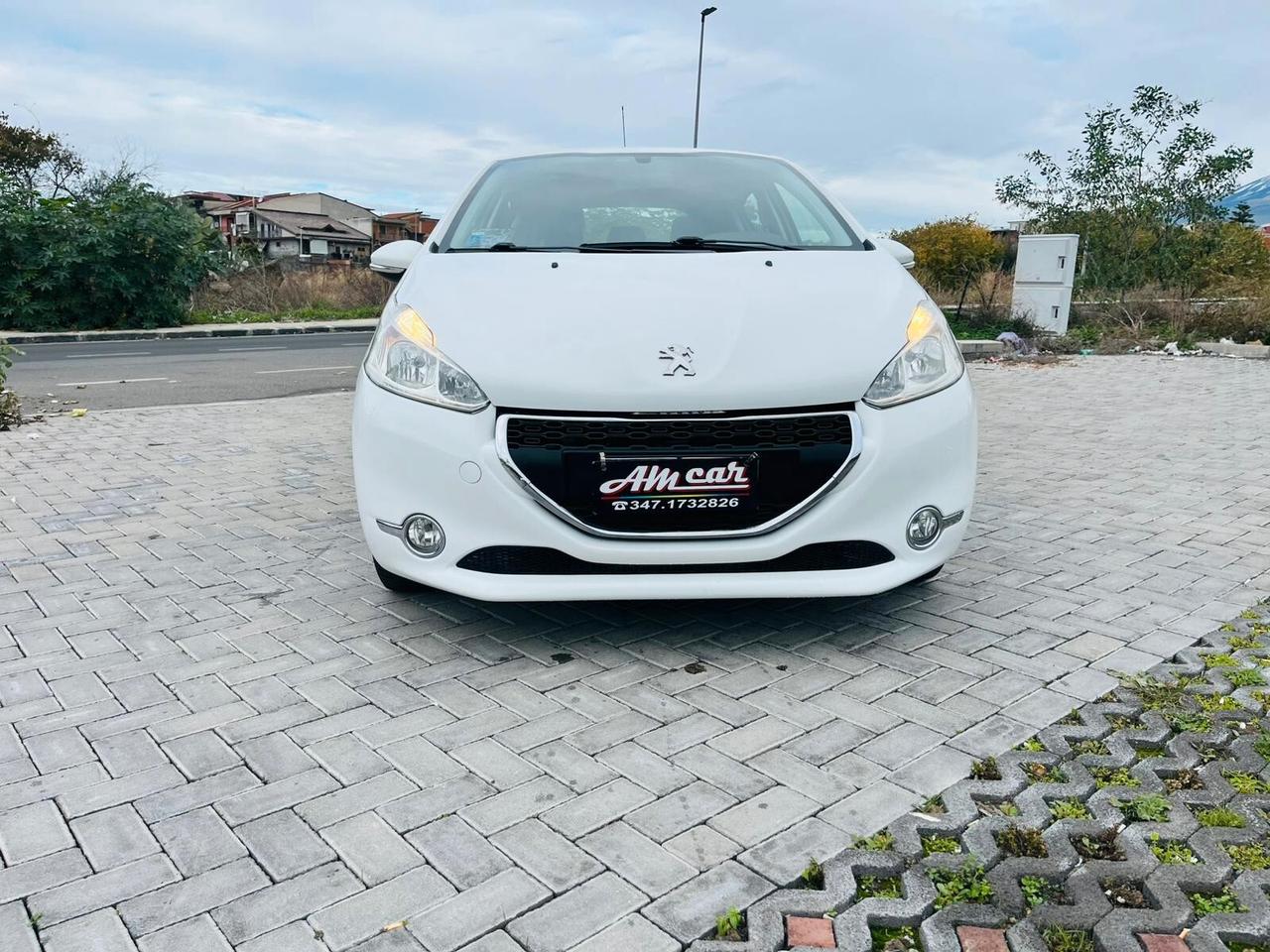 Peugeot 208 1.4DIESEL COME NUOVA 2014