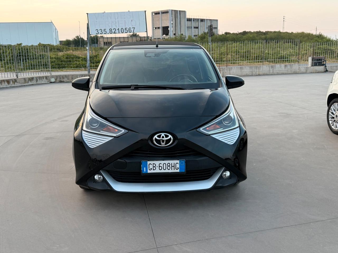 Toyota Aygo Connect 1.0 VVT-i 72 CV 5 porte x-wave MMT