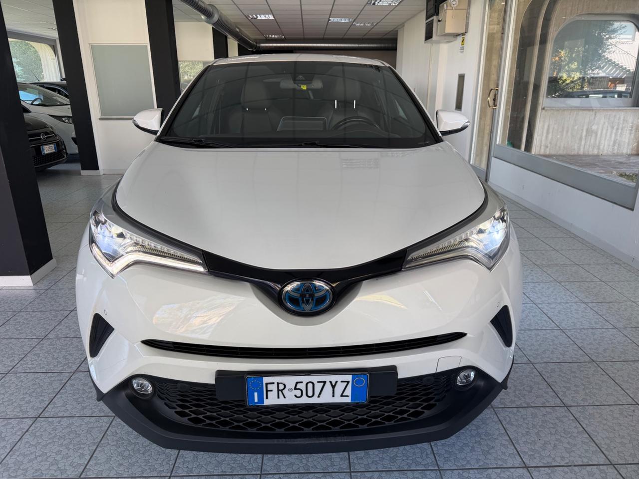 Toyota C-HR 1.8 Hybrid E-CVT Lounge