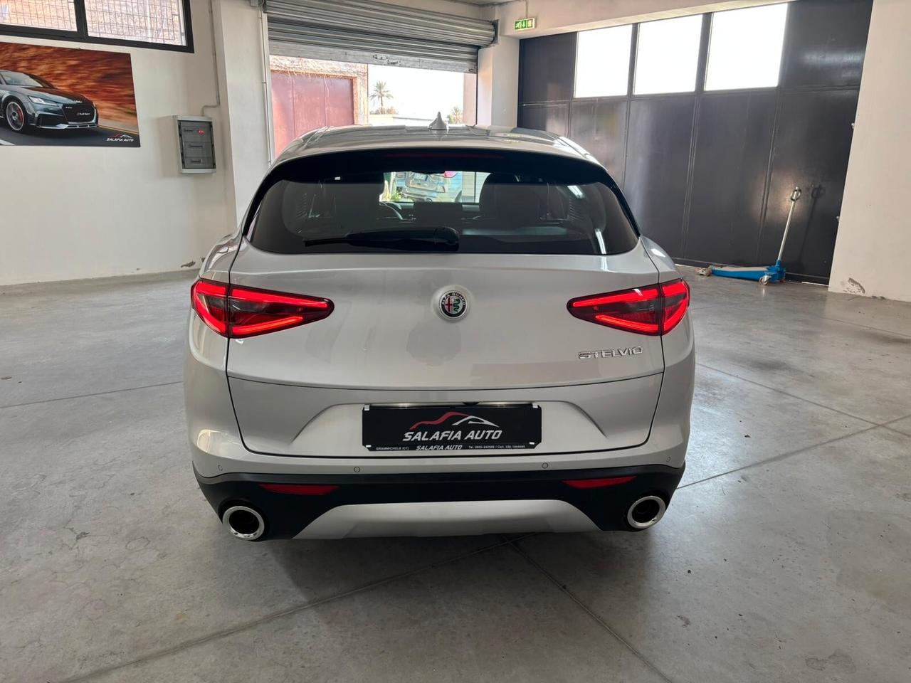 Alfa Romeo Stelvio 2.2 Turbodiesel 190 CV AT8 RWD Executive