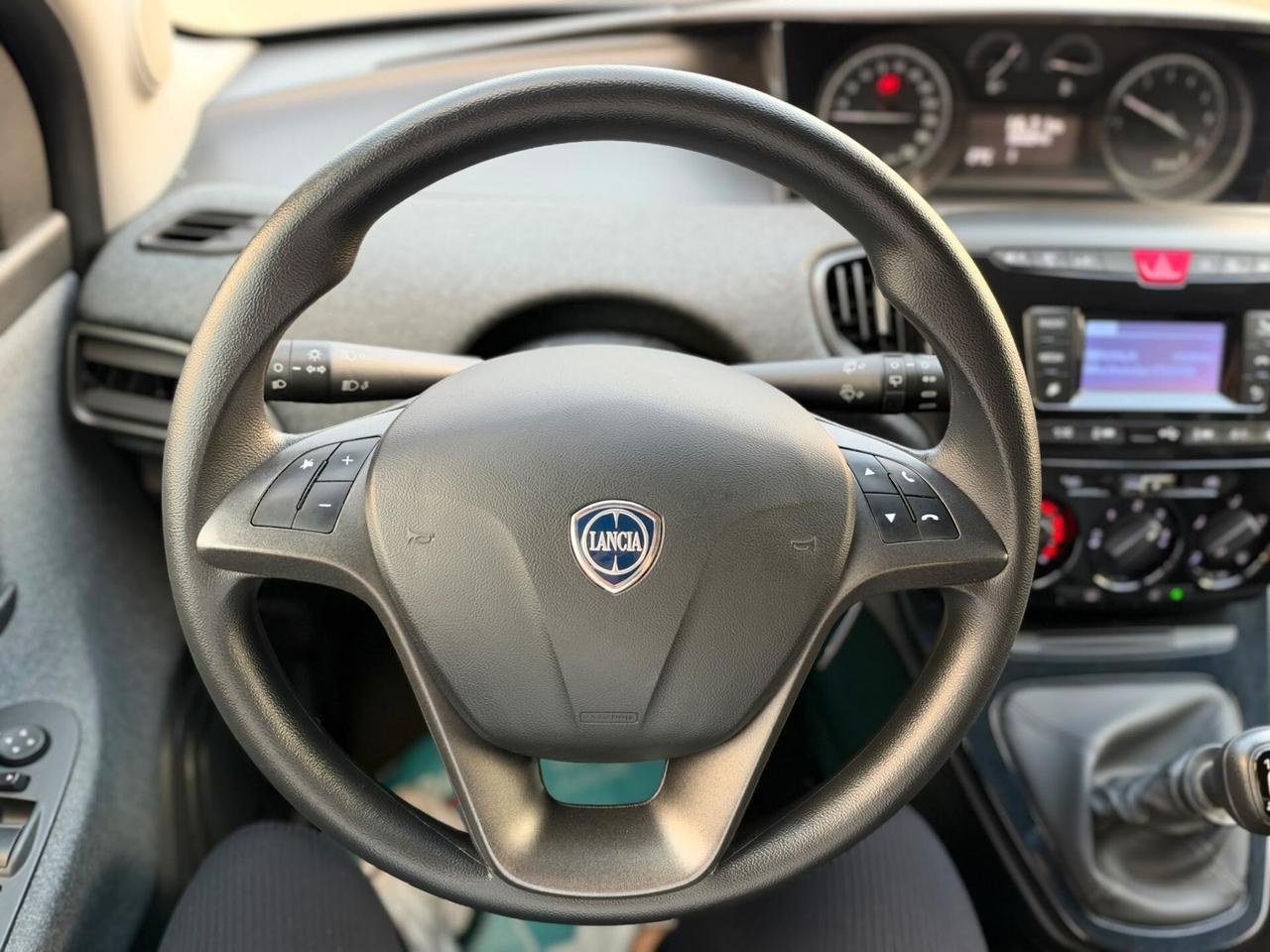 LANCIA YPSILON 1.0 FIREFLY 70CV HYBRID 2022