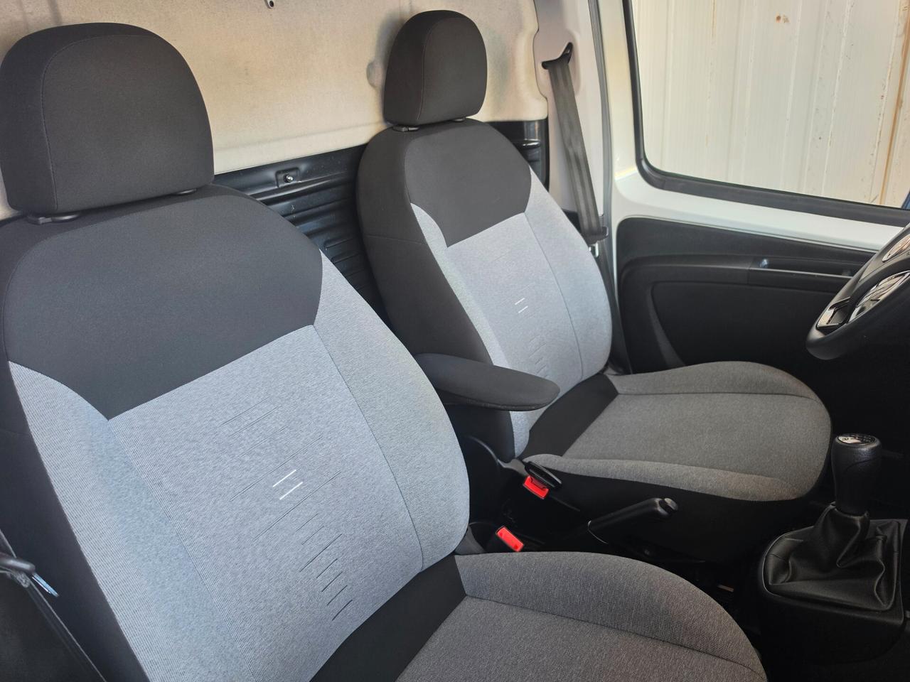 Fiat Fiorino 1.3 MJT 95CV Cargo Adventure