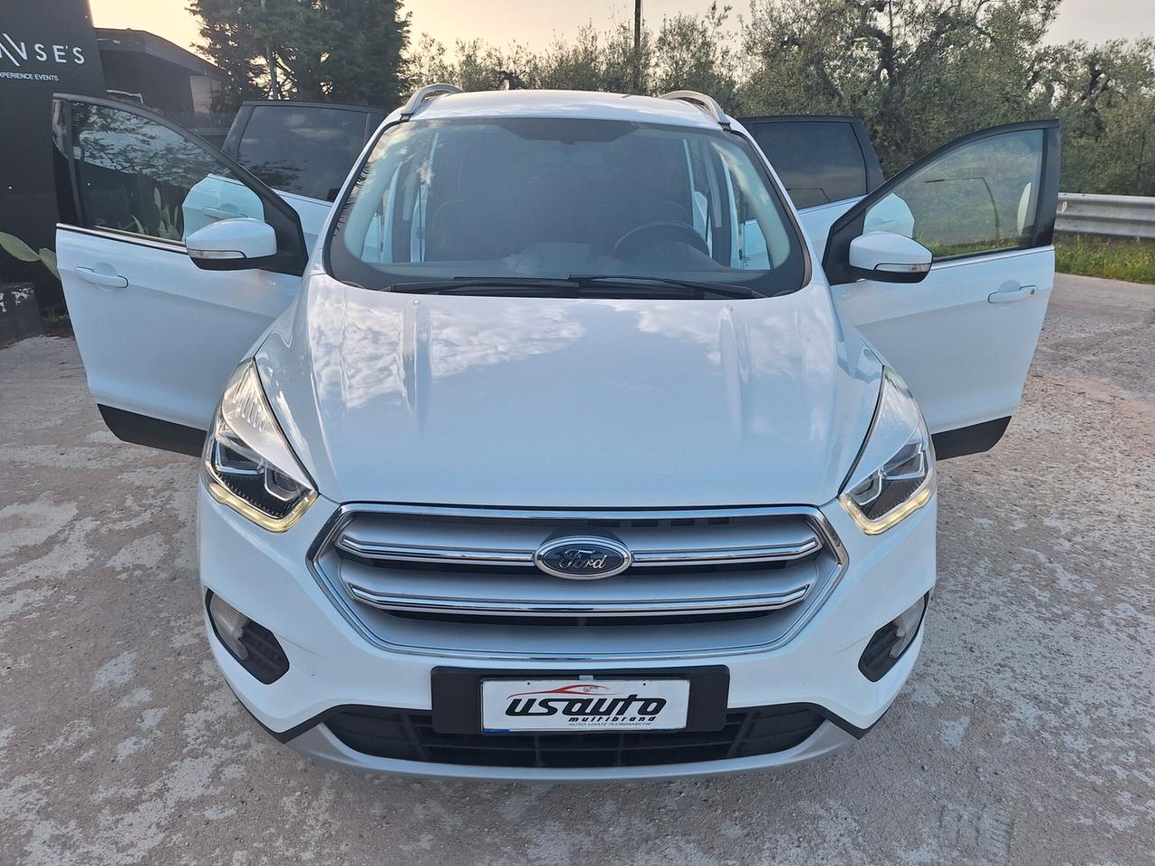 Ford Kuga 1.5 TDCI 120 CV Titanium PERFETTA