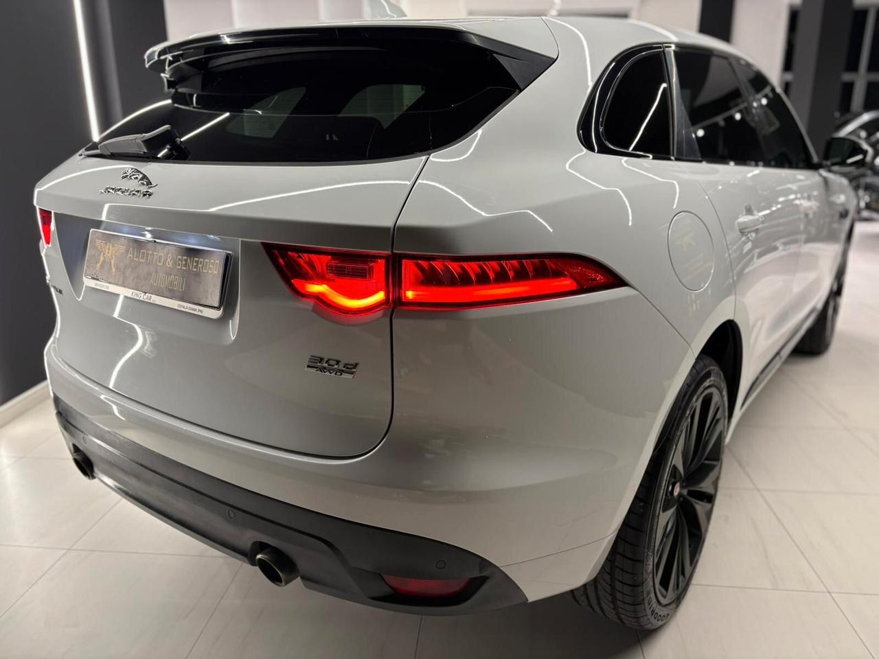 Jaguar F-Pace 3.0 300 CV AWD aut. R-Sport 2016