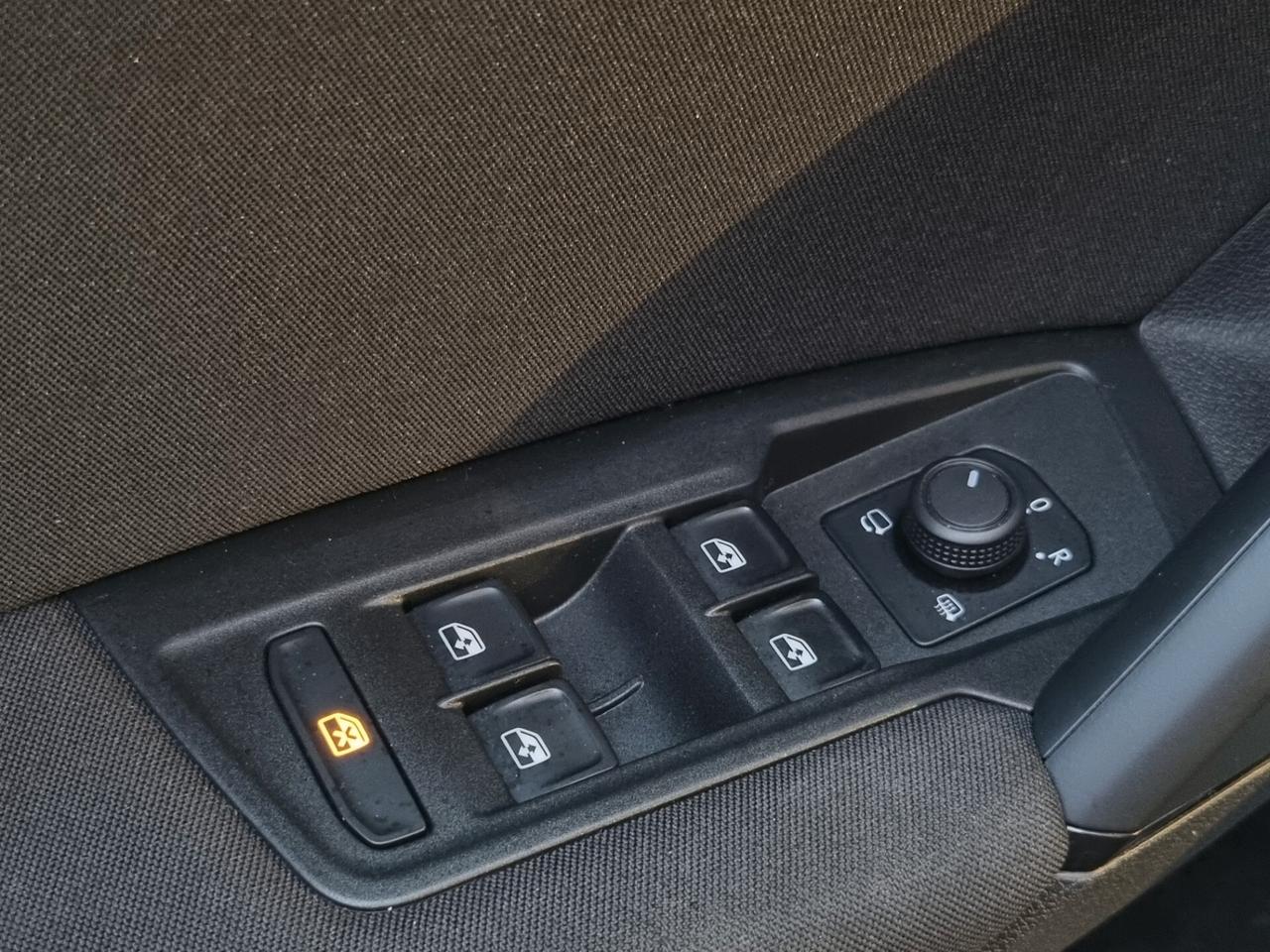 Volkswagen Tiguan II 2021 2.0 tdi Life 150cv dsg