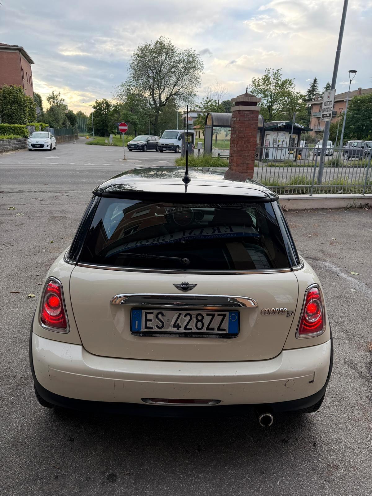Mini Cooper D Coupe 2.0 SD Coupé