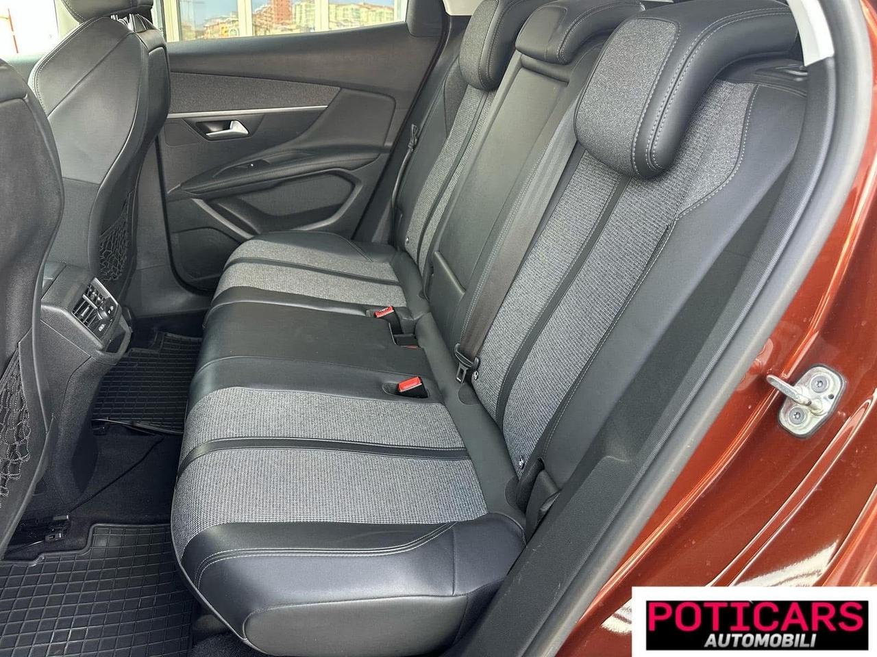 Peugeot 3008 BlueHDi 130 S&S Allure
