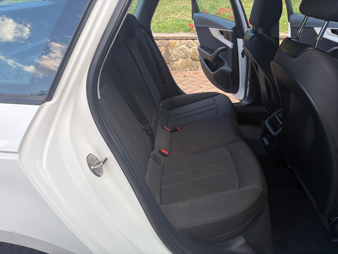 Audi A4 Avant 2.0 TDI 122 CV UNICO PROPRIETARIO