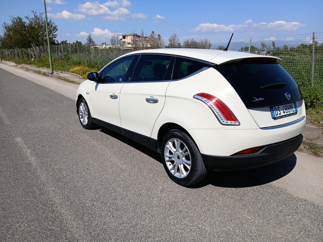 Lancia Delta 1.6 MJT 120cv perfette condizioni