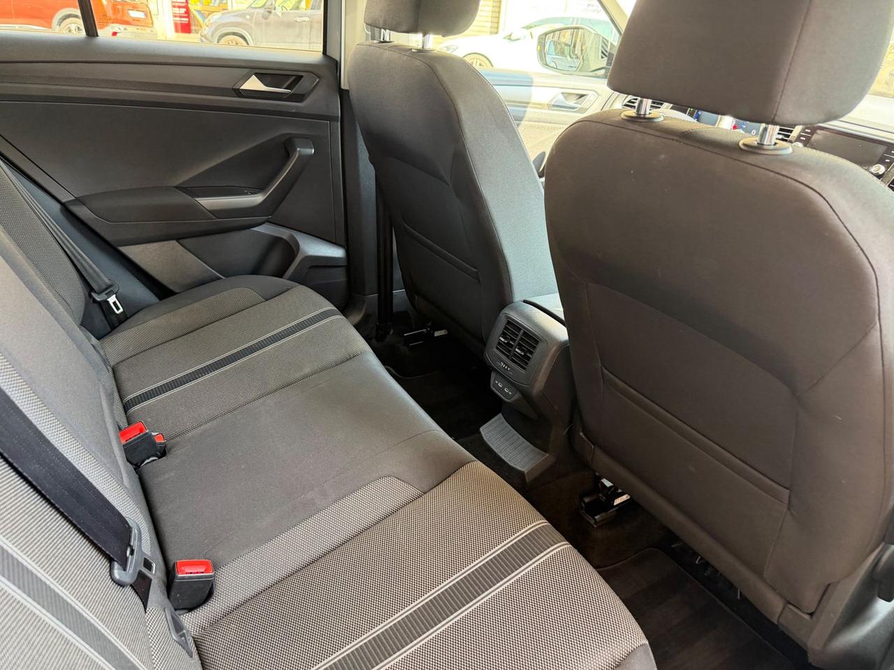 Volkswagen T-Roc 1.5 TSI Life #10070