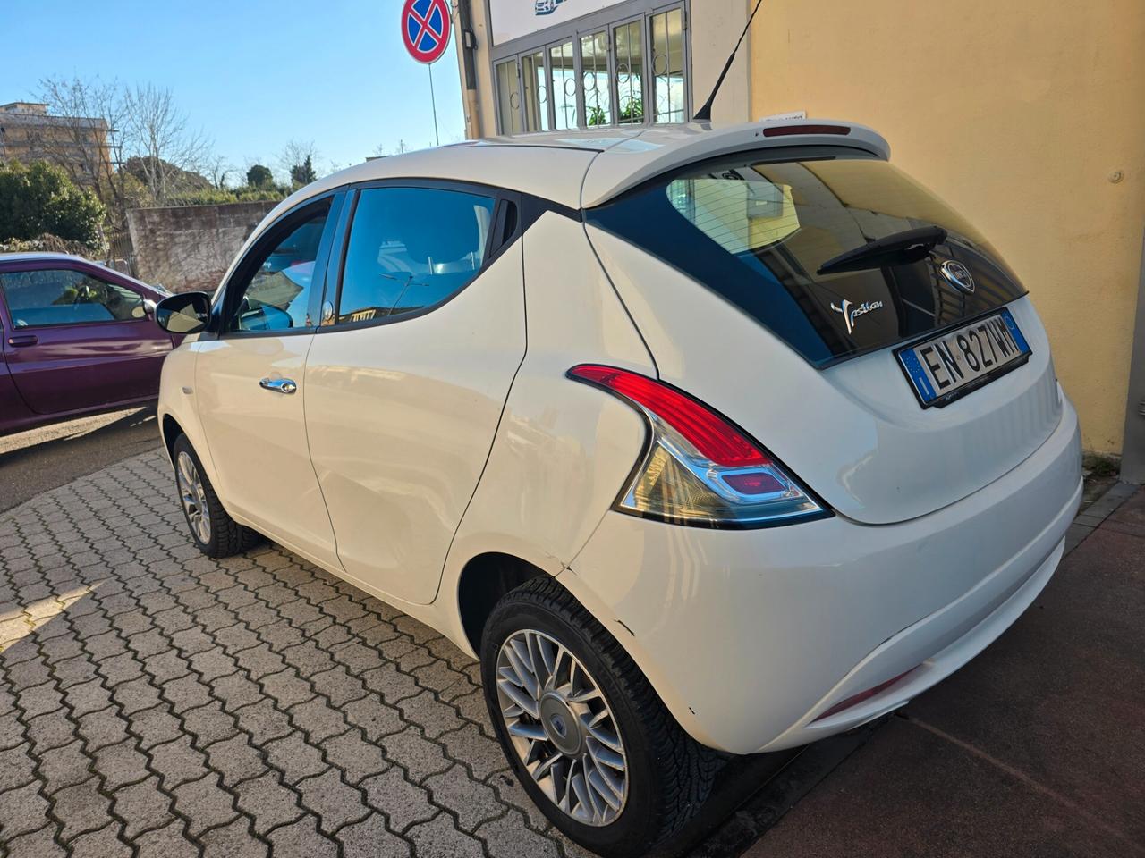 Lancia Ypsilon 0.9 TwinAir 85 CV 5 porte Metano Ecochic Gold