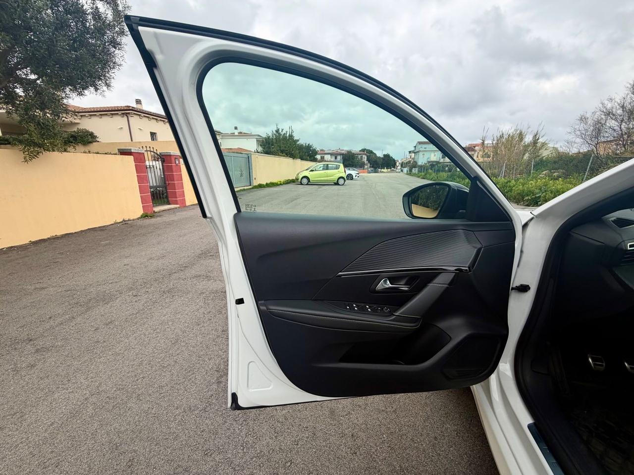 Peugeot 208 1.5 BlueHDI GT #9698