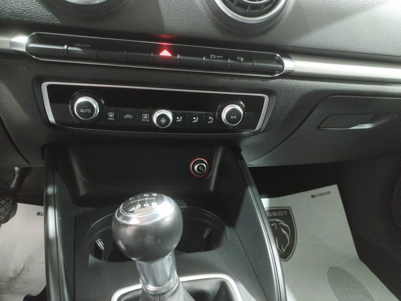 Audi A3 SPB 1.6 TDI clean diesel Attraction Ultra