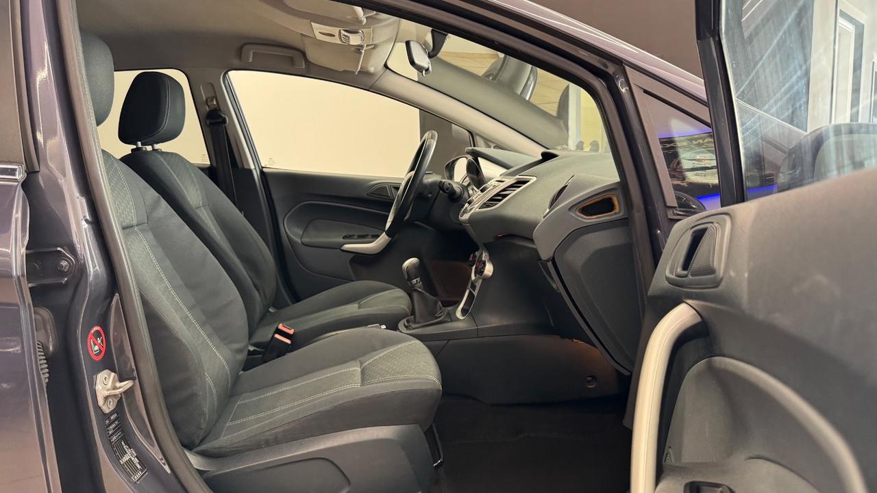 Ford Fiesta 1.4 TDCi 5p. Titanium