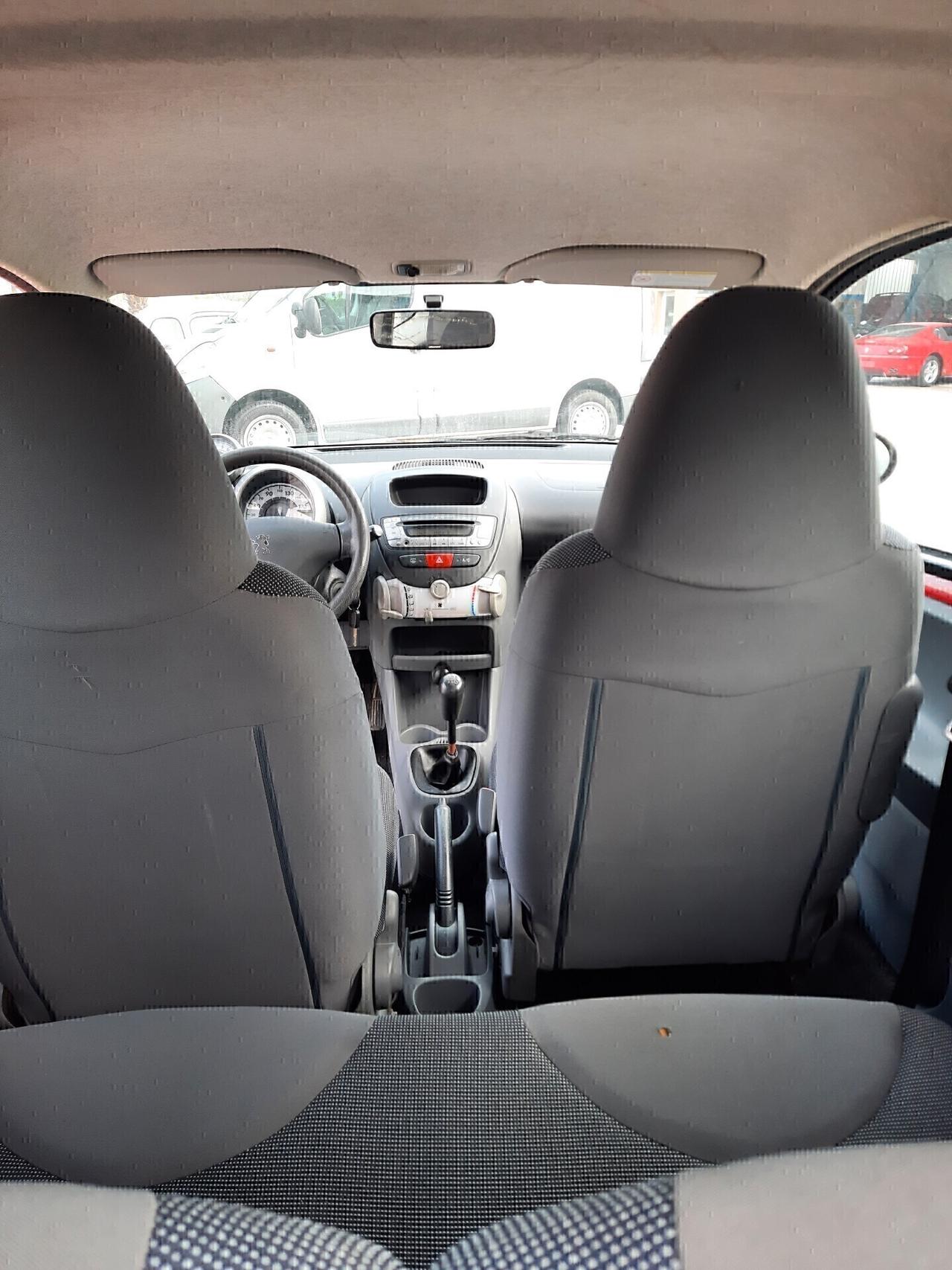 Peugeot 107 1.0 68 CV 12 mesi garanzia