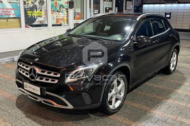 MERCEDES GLA 180 d Sport