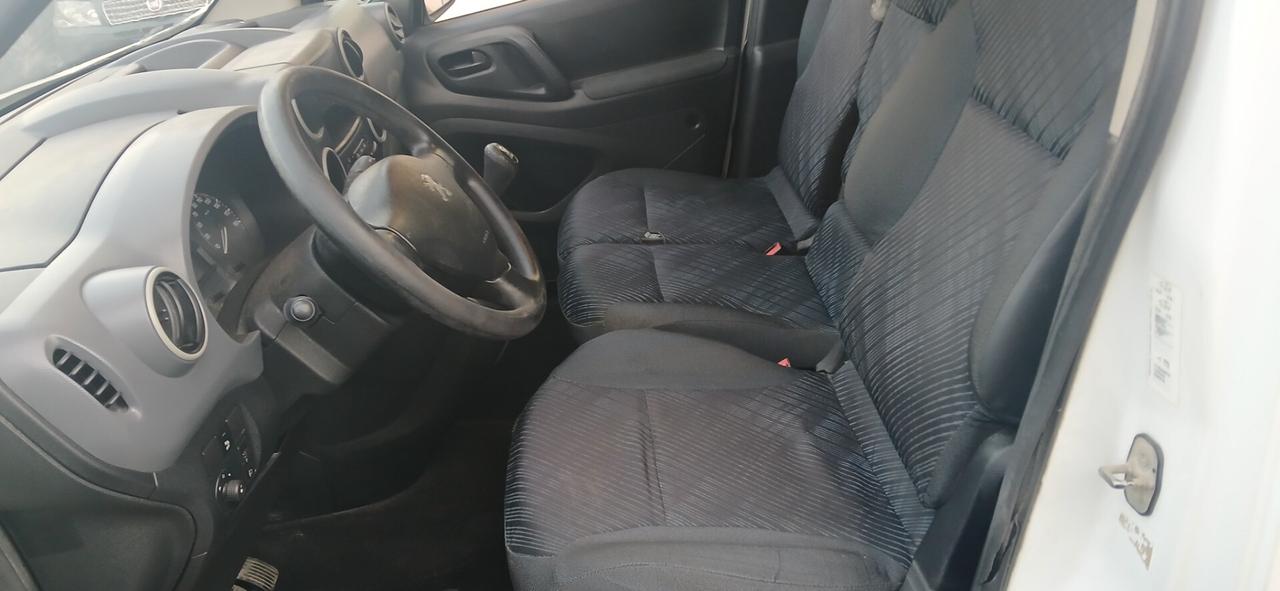 Peugeot Partner 1.6 HDi 90Cv ISOTERMICO