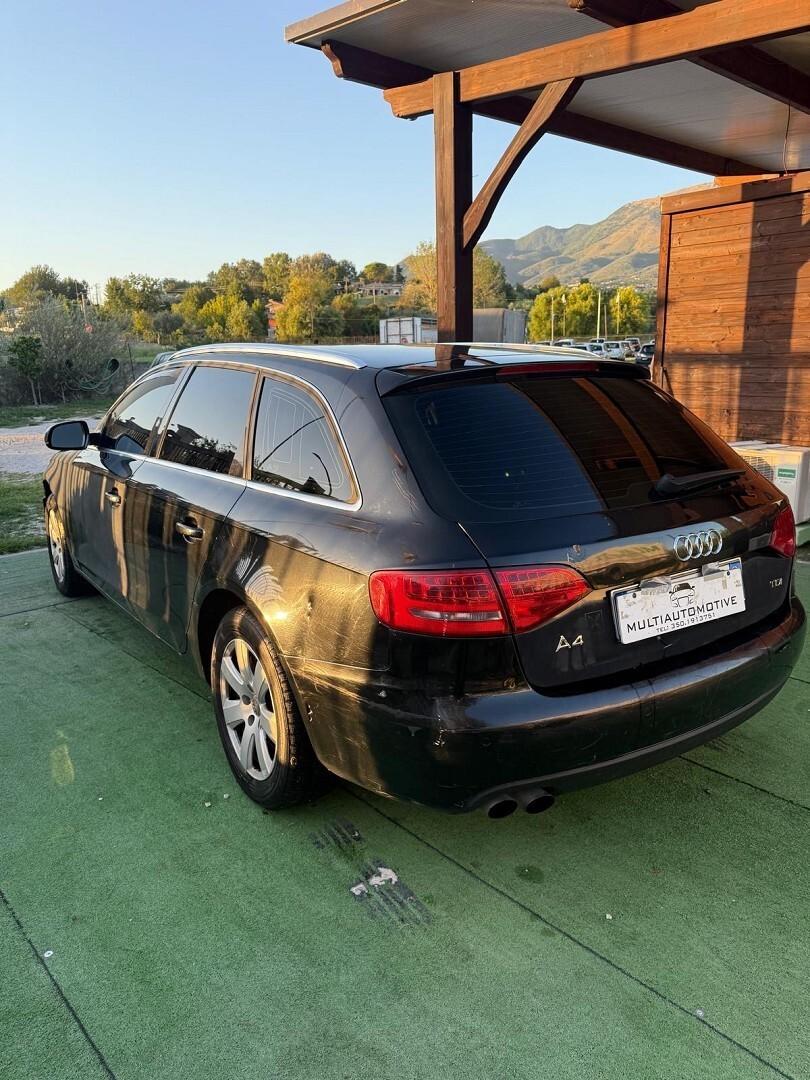 AUDI A4 AVANT