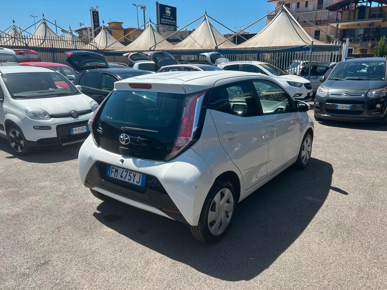 Toyota Aygo 1.0 VVT-i 72 CV 5 porte x-cool