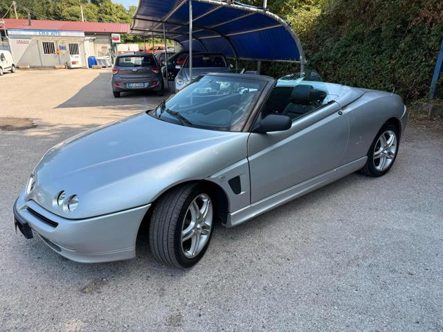 ALFA ROMEO Spider 2.0i 16V Twin Spark cat Lux