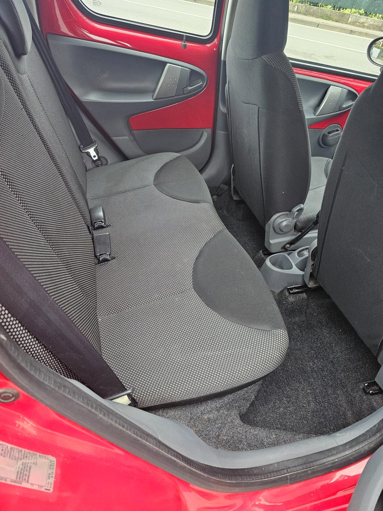 Toyota Aygo 1.0 12V VVT-i 5 porte Now