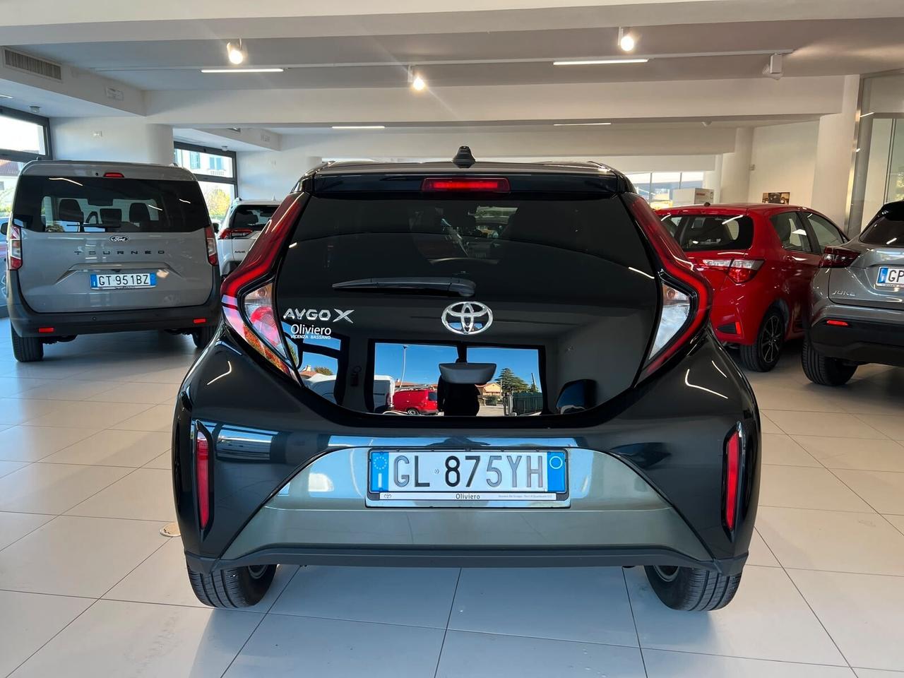 Toyota Aygo X 1.0 VVT-i 72 CV 5 porte Trend