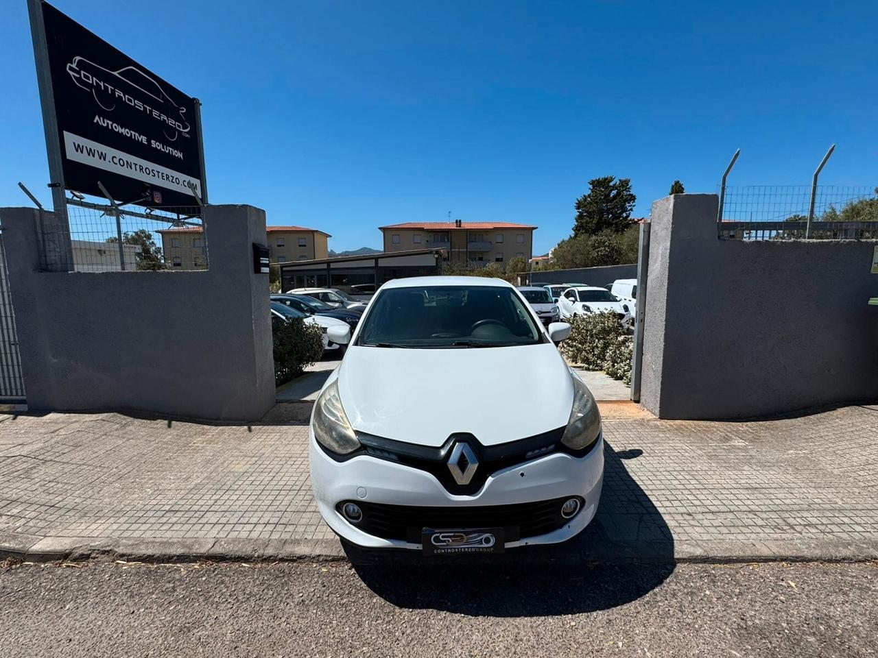 RENAULT CLIO PRONTA CONSEGNA - FINANZIABILE
