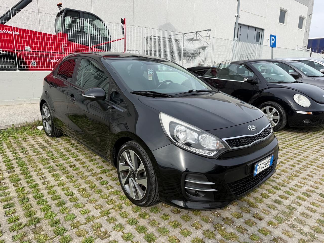 Kia Rio 1.1 CRDi 5p. FULL Optional