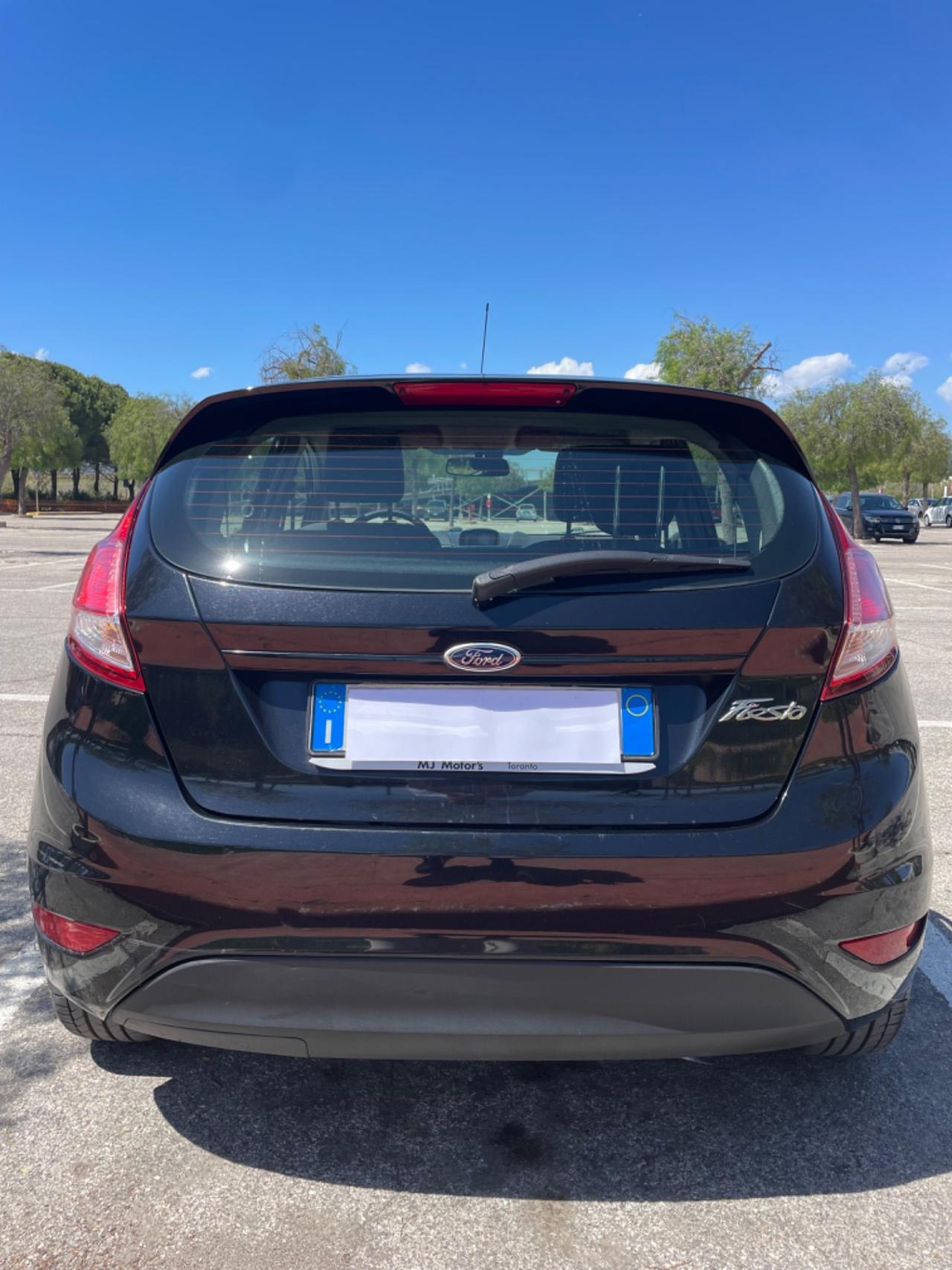 Ford Fiesta 1.5 TDCi 75CV 5 porte Titanium