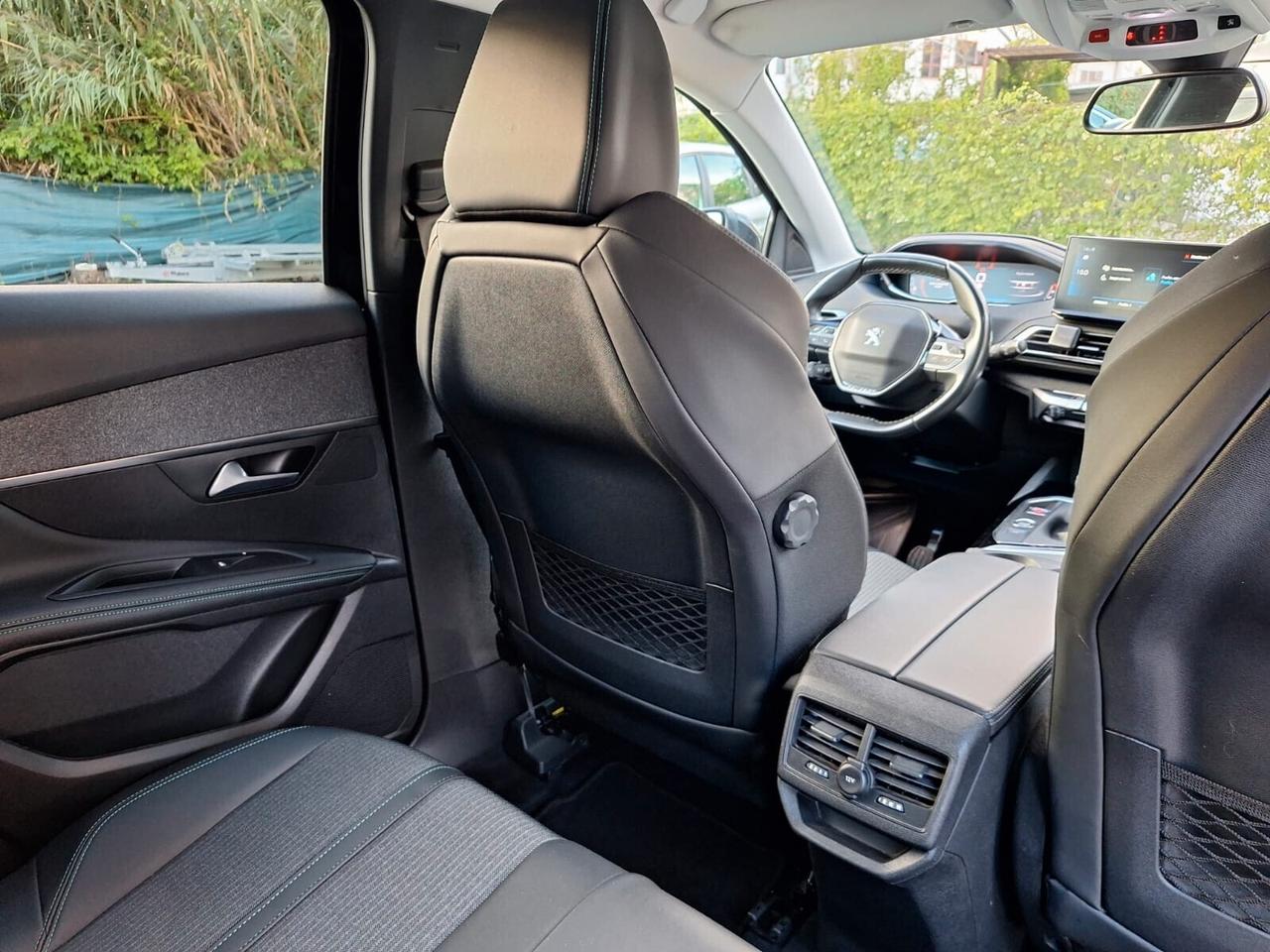 Peugeot 3008 BlueHDi 130 S&S Allure Pack