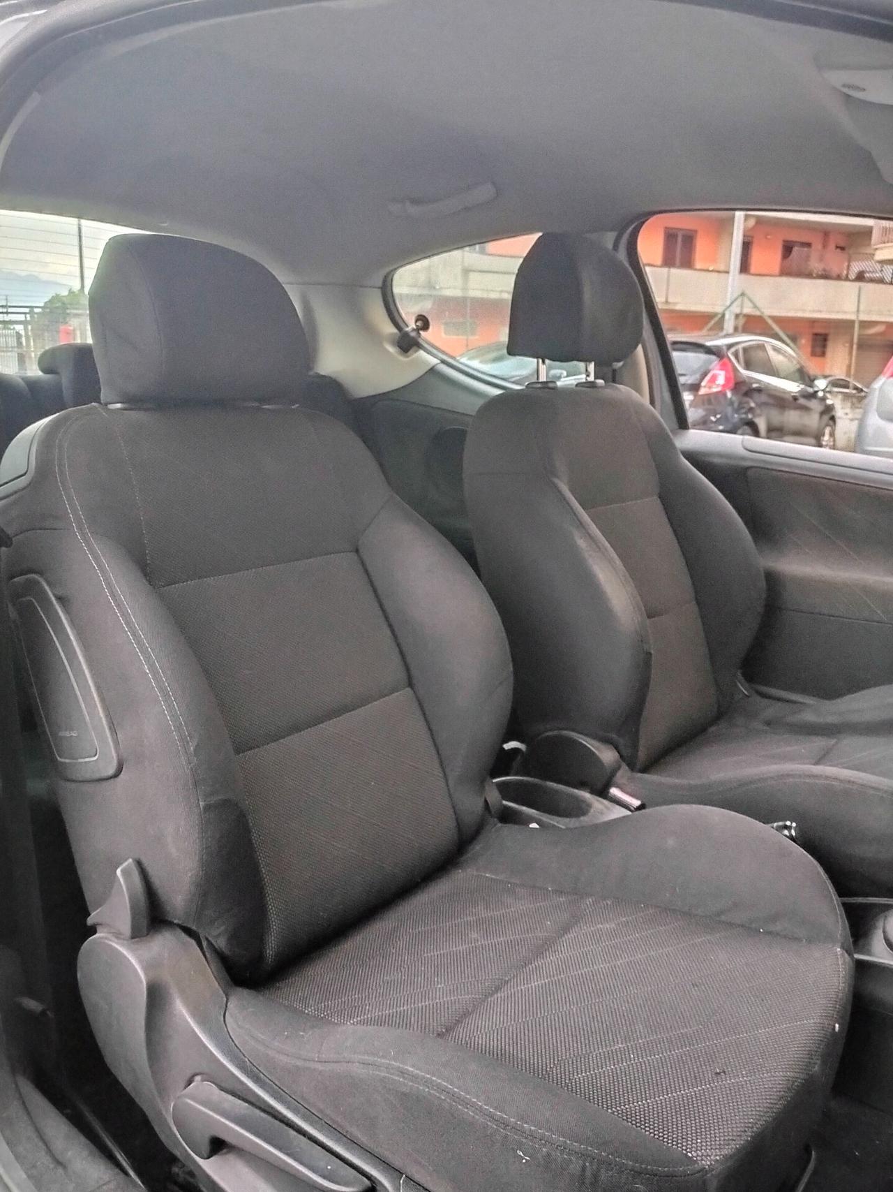 Peugeot 207 1.6 HDi 110CV 3p. XSI