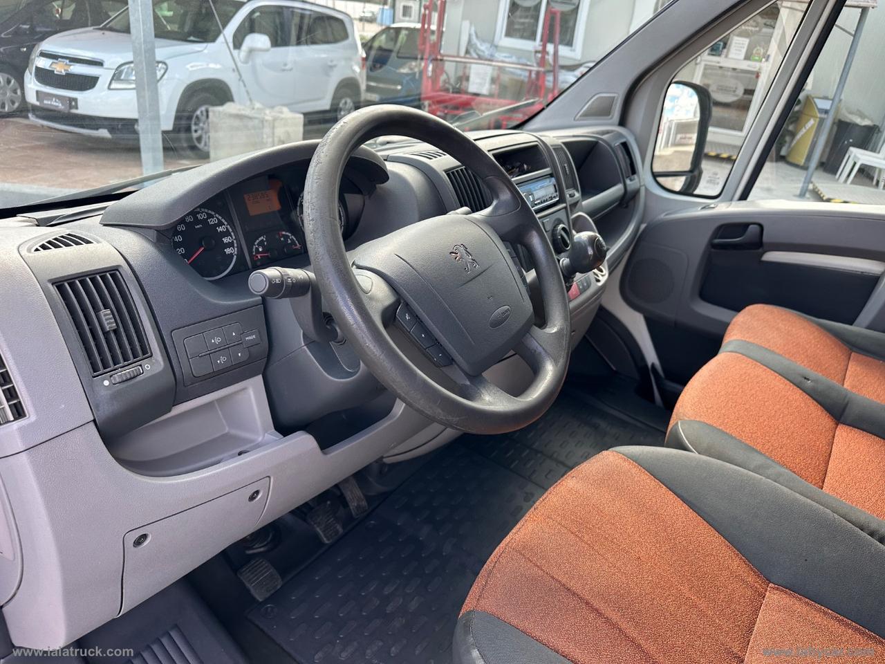 PEUGEOT Boxer 330 2.2 L2-H1 AUTOCARRO/PRIVATO TRASPORTO COSE