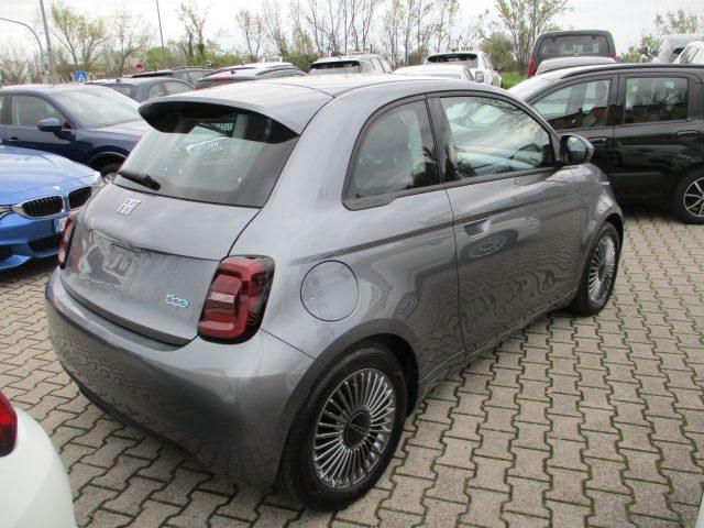 FIAT 500e CarPlay/CerchiLega/CavoMode2