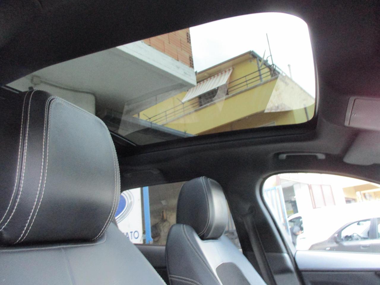 Jaguar F-Pace 2.0d R-Sport awd 180cv auto * MOTORE NUOVO*