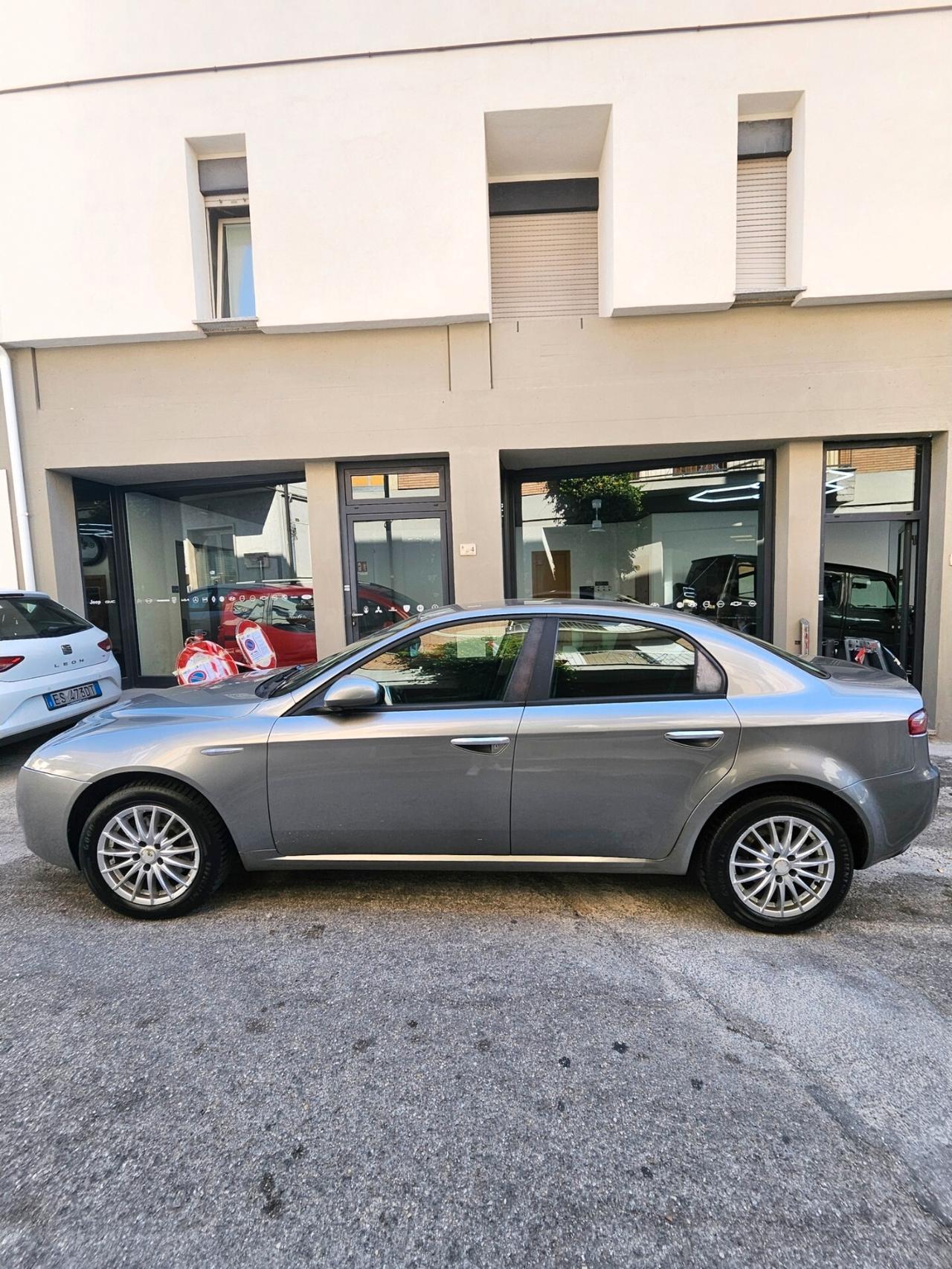 Alfa Romeo 159 1.9 JTDm Distinctive