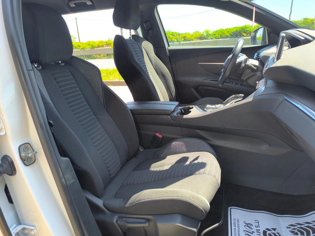 Peugeot 5008 BlueHDi 130 S&S EAT8 Active Pack