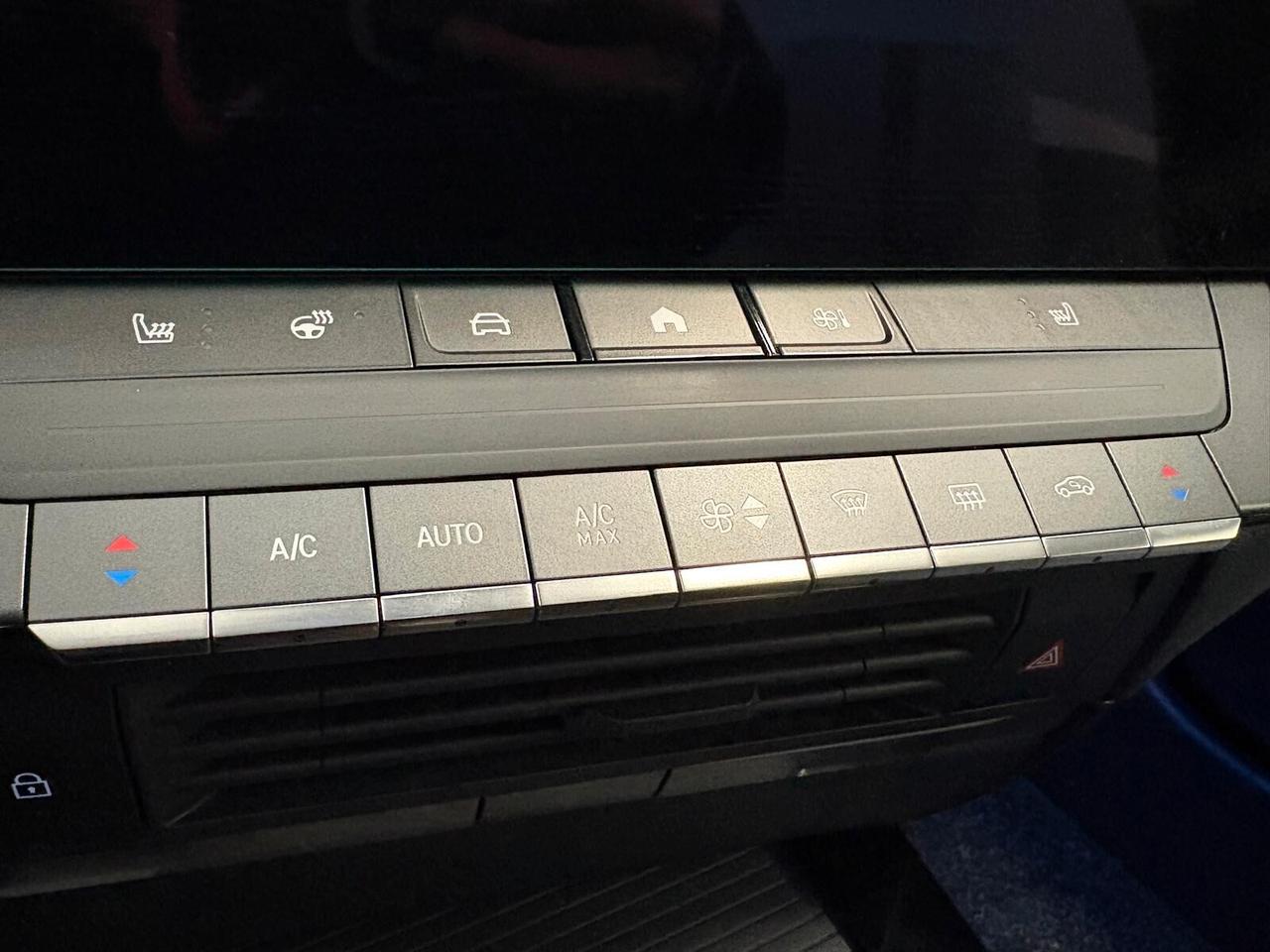 Opel Astra BUSINESS ELEGANCE 1.5 Turbo Diesel AT8 SPOTICAR