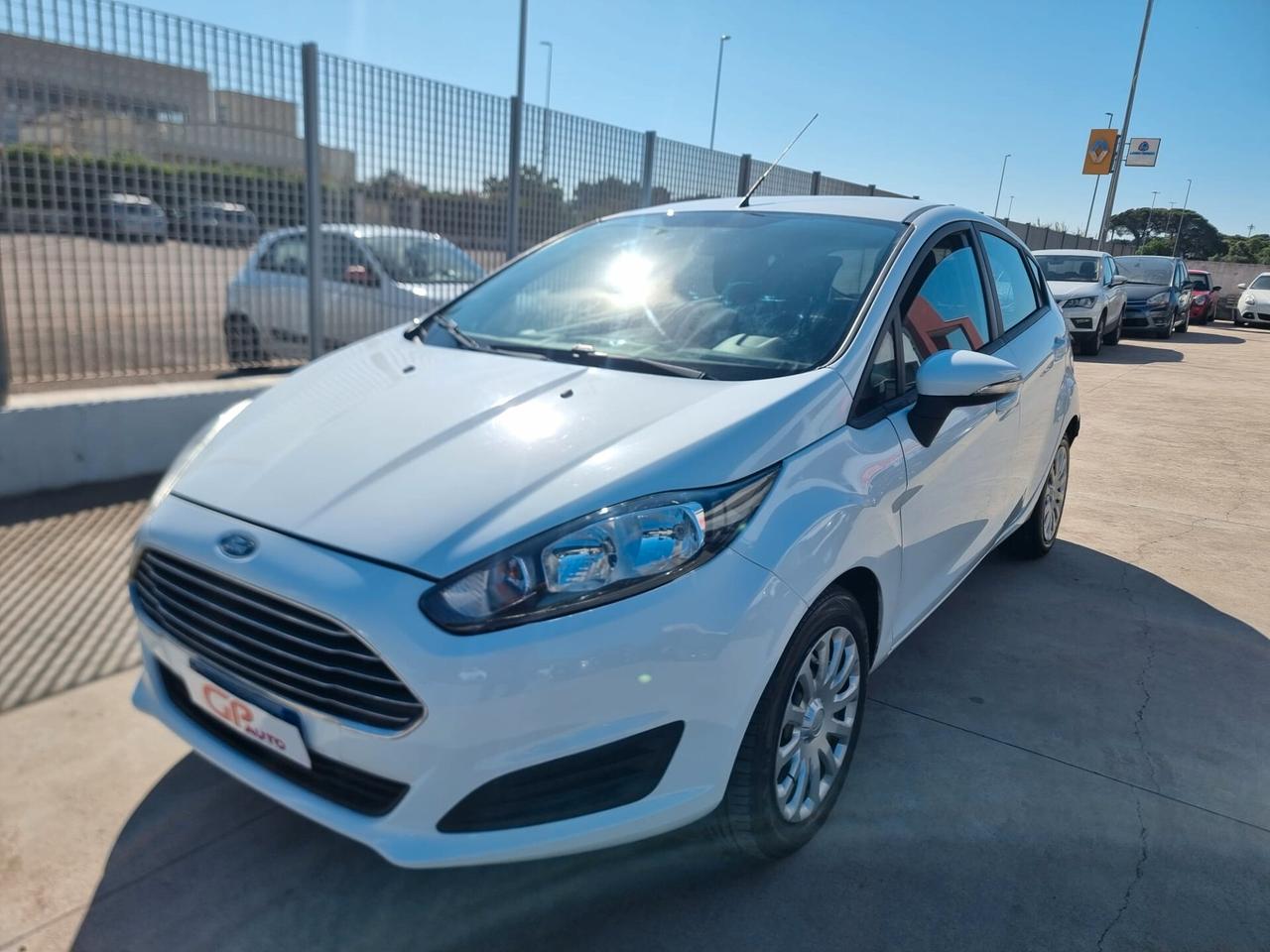 Ford Fiesta 1.5 TDCi 75CV 5 porte Titanium