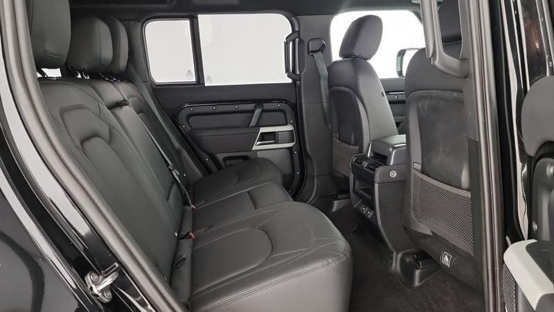 Land Rover Defender 110 3.0D I6 200 CV AWD Auto SE