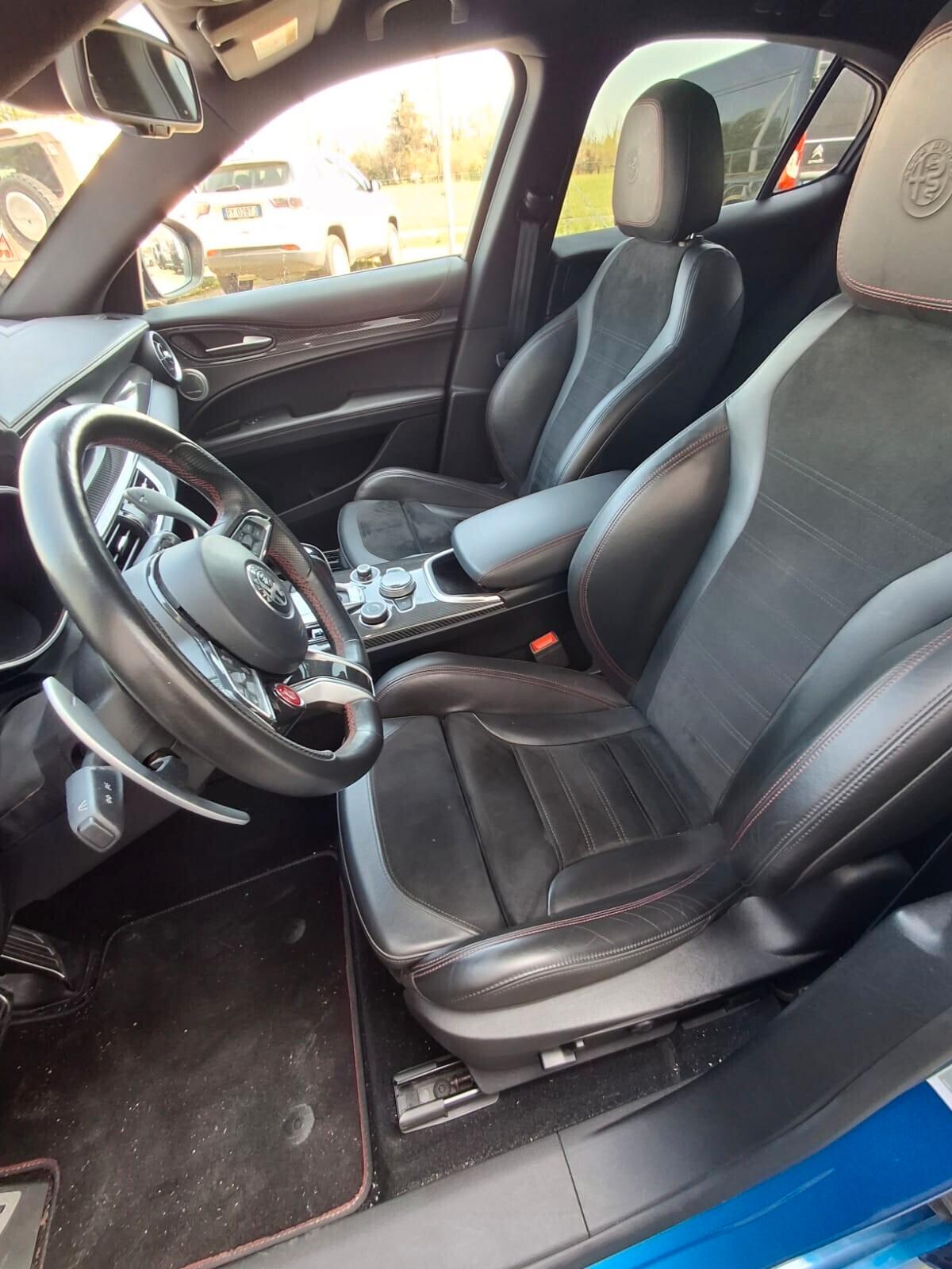 Alfa Romeo Stelvio 2.9 Bi-Turbo V6 510 CV AT8 Quadrifoglio